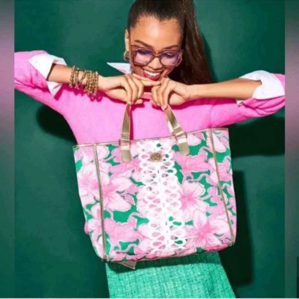 Lilly Pulitzer Tote Bag and Clutch Set NWT - Picture 3 of 13